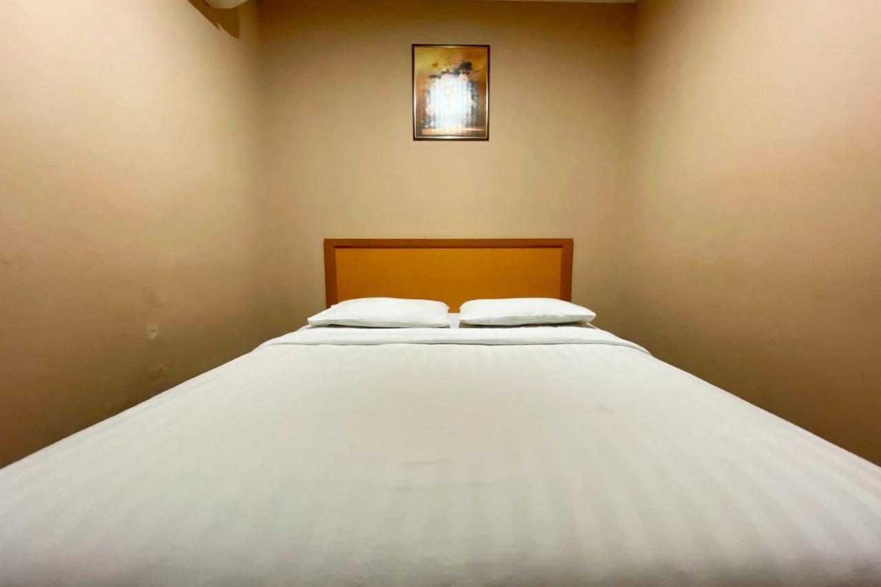 קוטה קינבלו Oyo 90108 Hotel Kaya מראה חיצוני תמונה